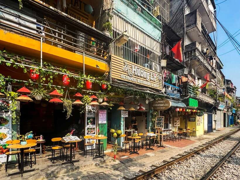 Hanoi: Guided Food Tour with Train Street Visit - A food-first introduction to Hanoi’s Old Quarter