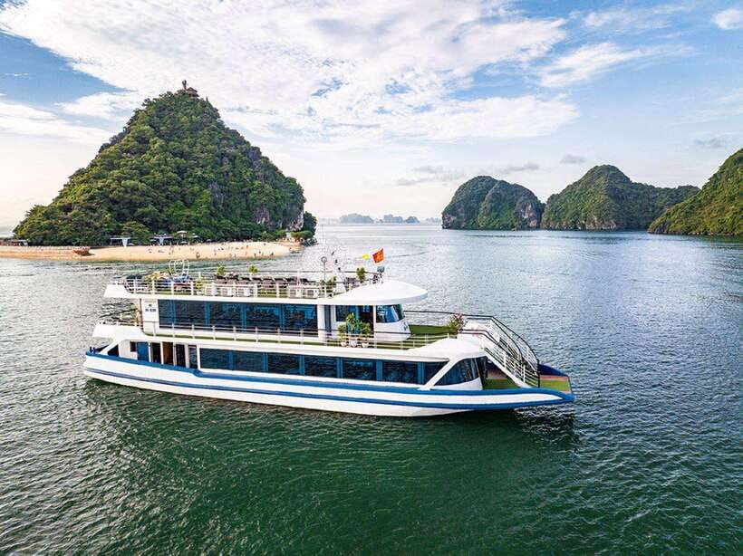 Hanoi: Ha Long Bay Day Trip - Luxury Cruise & Buffet Lunch - Ti Top Island for swimming and views