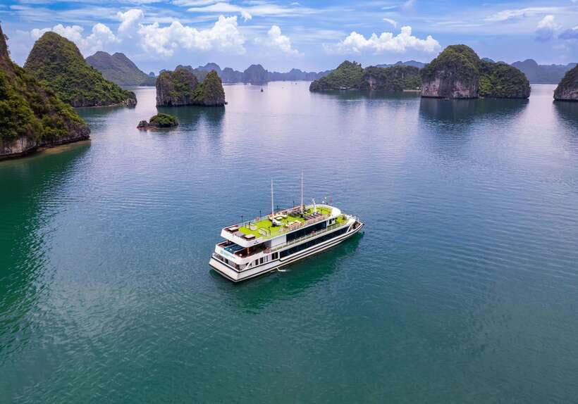 Hanoi: Halong Bay Cruise, Amazing Cave, Titov Island & Kayak - Key points to know before you book