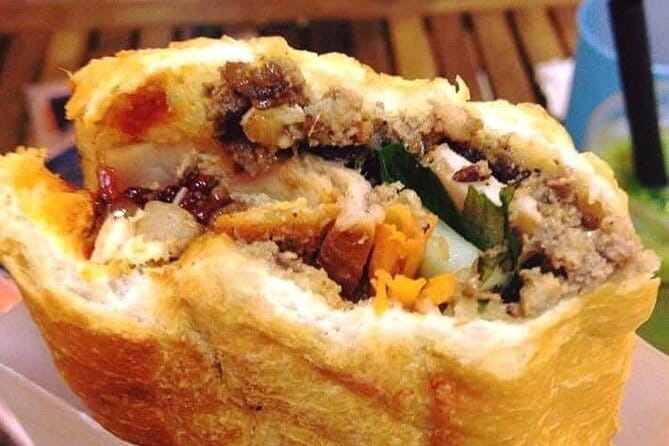 Hanoi Hidden Bites Premium Food Adventure - Eight to ten stops through Old Quarter alleys