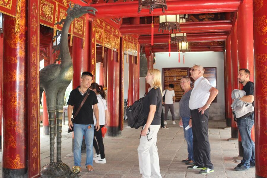 Hanoi Highlights: Full-Day Small Group City Tour with Lunch - The guides and the small-group setup