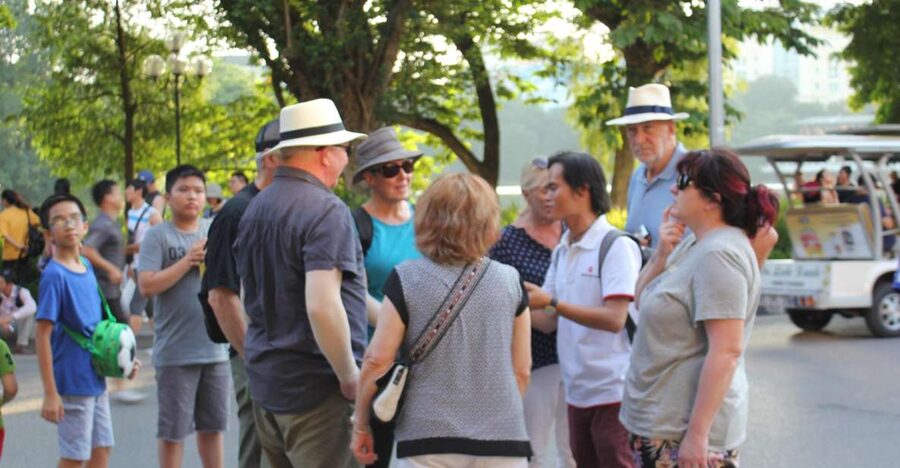 Hanoi Highlights: Full-Day Small Group City Tour with Lunch - Is this Hanoi city tour really a full day?