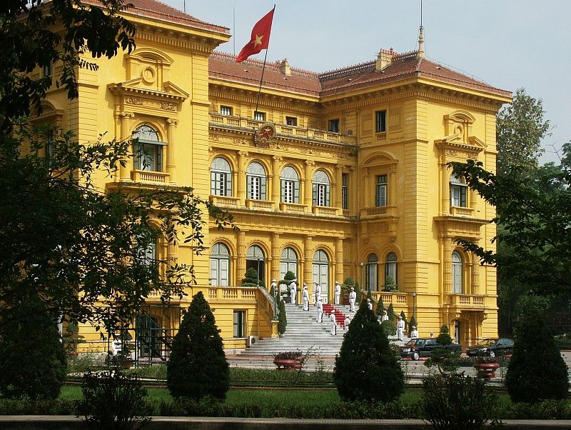 Hanoi Highlights: Full-Day Small Group City Tour with Lunch - Seeing street life from a cyclo