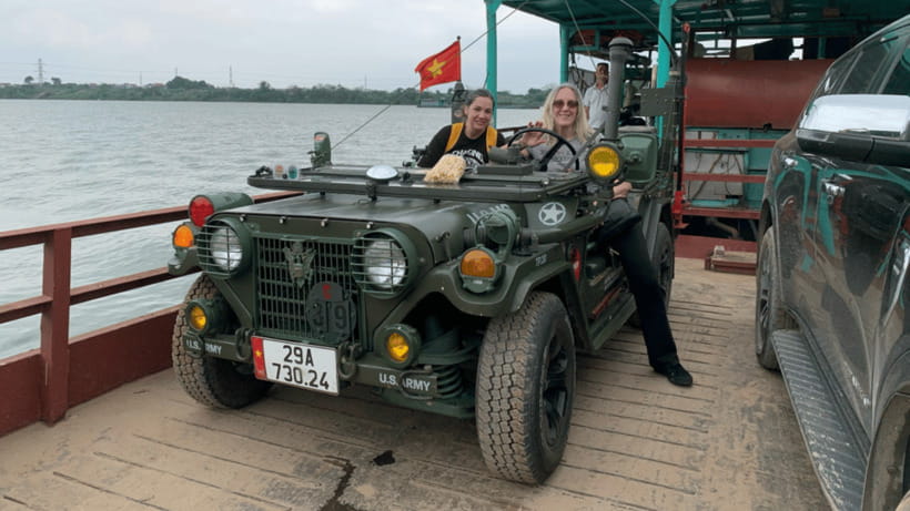 Hanoi: Historic Jeep Tour - Starting in the Old Quarter alleyways