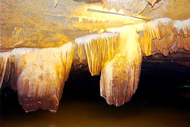 Hanoi - Hoa Lu - Tam Coc - Mua Cave - 1 Day / By Luxury Limousine & Small Group - Tam Coc by sampan, bicycle, and countryside road