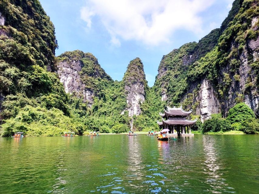Hanoi: Hoa Lu, Trang An, and Mua Cave Full-Day Trip - Getting from Hanoi to Hoa Lu