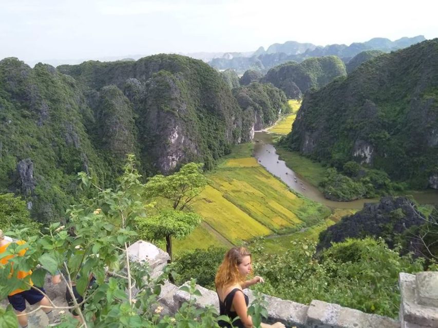 Hanoi: Hoa Lu, Trang An Caves & Mua Cave Day Trip and Lunch - Who will get the most from this $49 tour