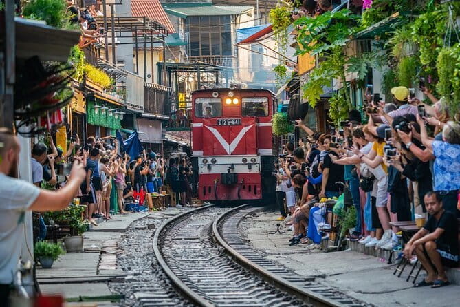 Hanoi in a day from Halong city - Meeting at the Opera House