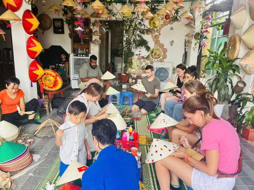 Hanoi: Incense Village, Hat, and Lacquer Artisanal Tour - Transport, timing, and comfort