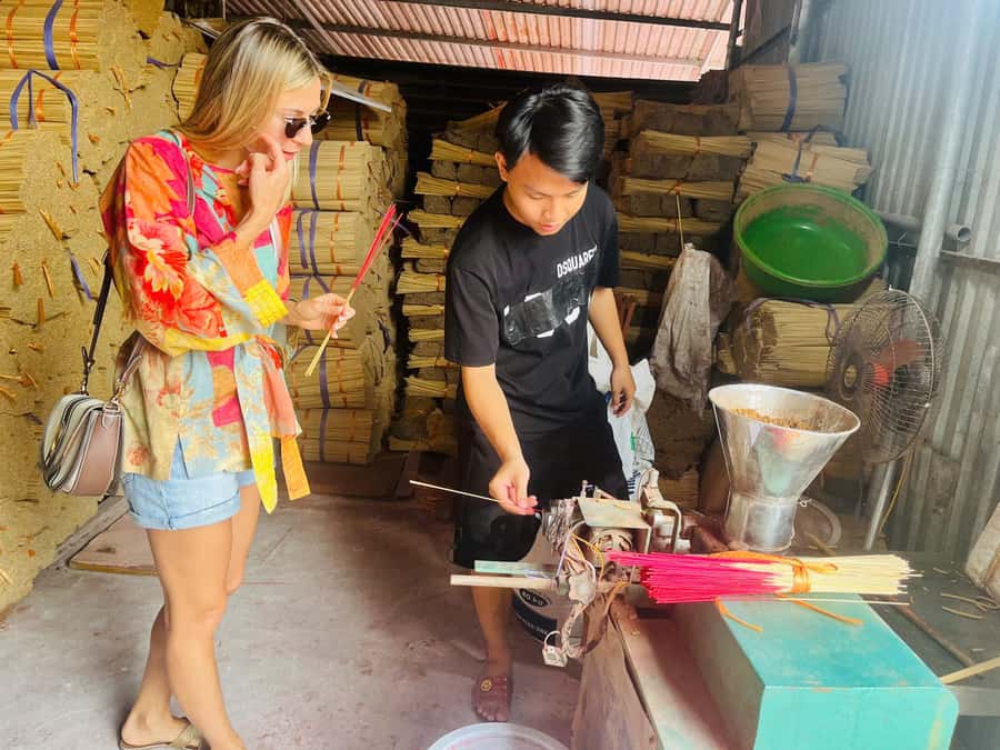 Hanoi: Incense Village, Hat, Lacquer, & City Highlights Tour - Is the $19 price good value?