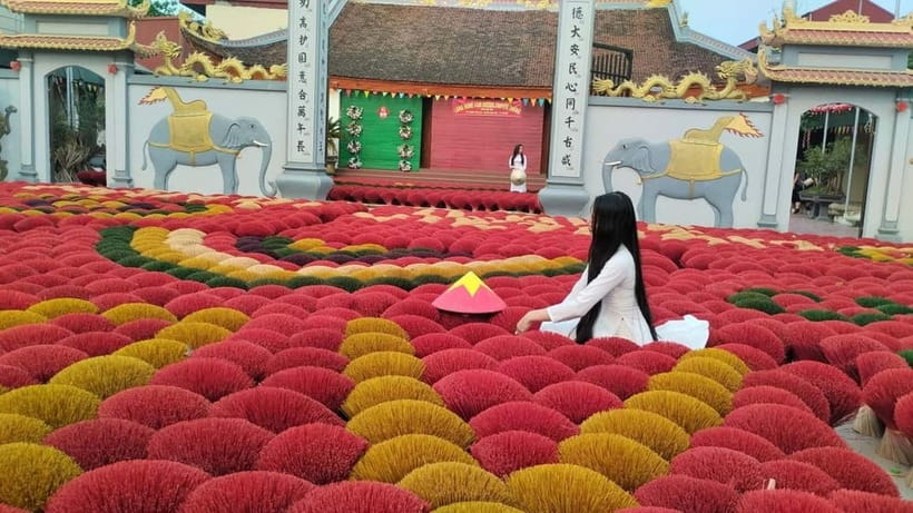 Hanoi Incense Village Tour & Traditional Crafts All Included - Chuong Village and the story of the Nón Lá