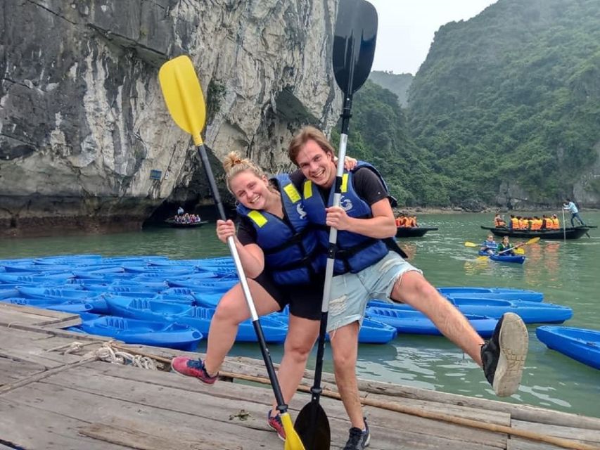 Hanoi: Islands & Caves Ha Long Cruise with Lunch & Kayaking - Forty-five minutes by kayak or bamboo boat