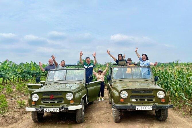 Hanoi Jeep City Highlight, Backstreet, Train Street, Countryside - Red River island and the banana farms