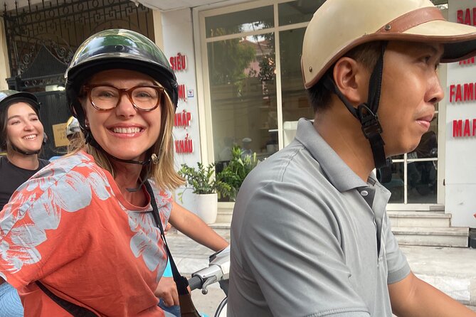 Hanoi Jeep Tour: City Highlights, Train St & Hidden Gems - Lunch in the Old Quarter
