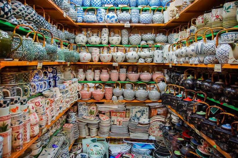 Hanoi: Mega Grand World with Bat Trang Pottery Village - Guides, transport, and the human side