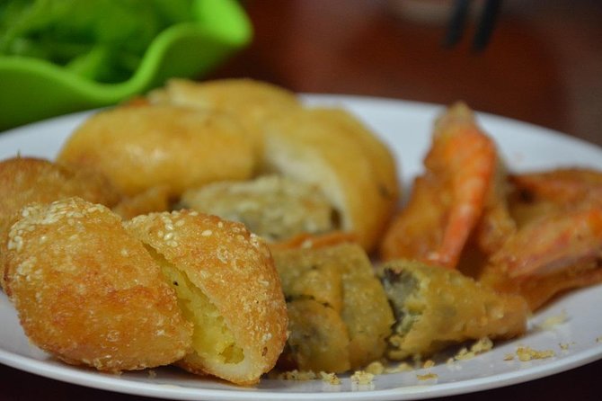 Hanoi Motorbike Tours Led By Women: Hanoi By Night Foodie Motorbike Tours - Bún chả near Long Biên Bridge