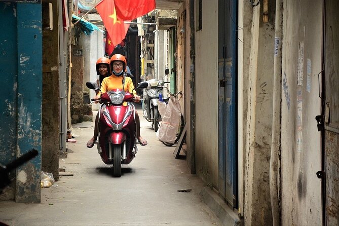 Hanoi Motorbike Tours Led By Women: Hanoi City Insight Motorbike Tours - West Lake and a quieter change of pace