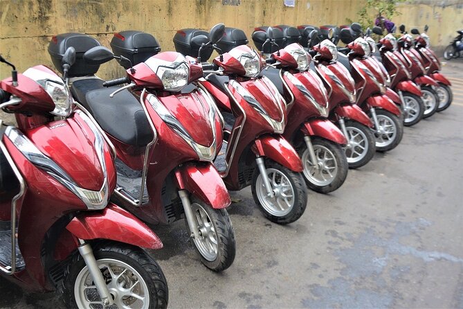 Hanoi Motorbike Tours Led By Women: Hanoi Outskirts & Rural Life - A Vietnamese meal at the end of the route