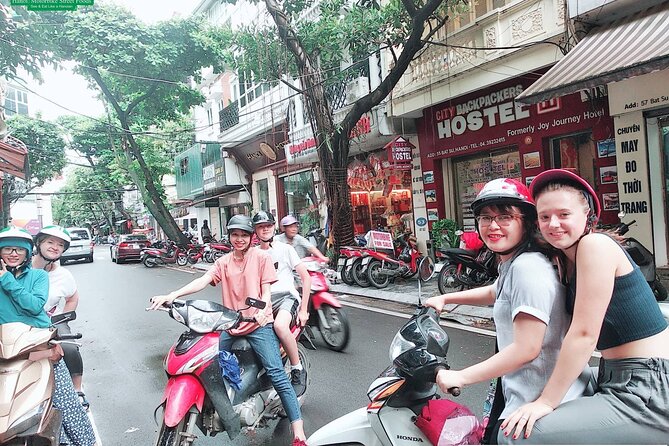 Hanoi Nightlife Food Tour By Motorbikes - Tay Ho and West Lake: a change in Hanoi’s mood