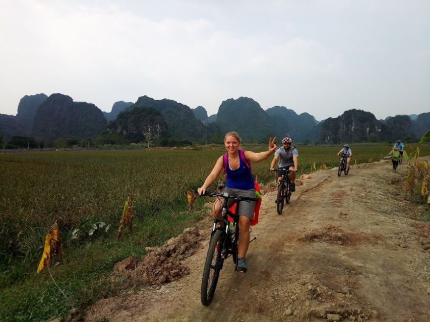 Hanoi: Ninh Binh, Bai Dinh/Hoa Lu, Trang An, & Mua Cave Tour - Trang An by traditional wooden boat