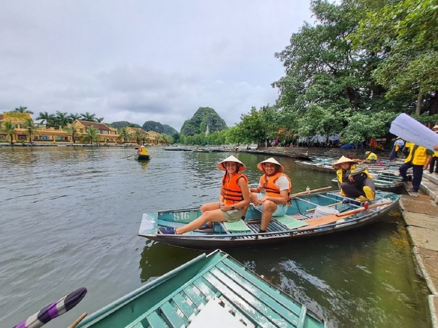 Hanoi: Ninh Binh, Hoa Lu, Tam Coc and Mua Cave Day Trip - Which guide can shape your day