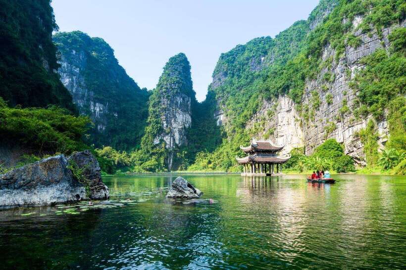 Hanoi: Ninh Binh- Hoa Lu - Trang An - Mua Cave - Best Seller - Why this Ninh Binh day trip works