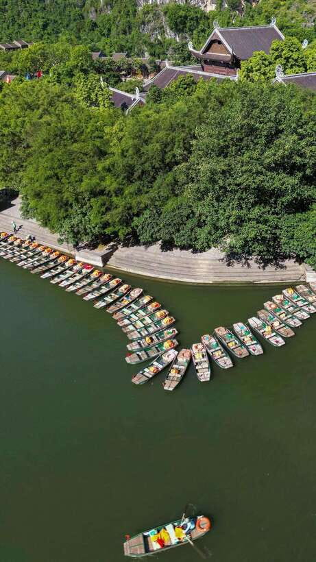 Hanoi:Ninh Binh-Trang An-Mua Cave-Hoa Lu&Cycling BEST SELLER - Cycling through a quiet village