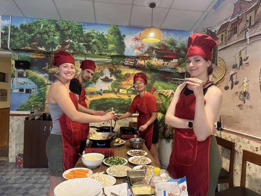 Hanoi: Old Quarter Market Tour and Cooking Class with Meal - Key details before you book