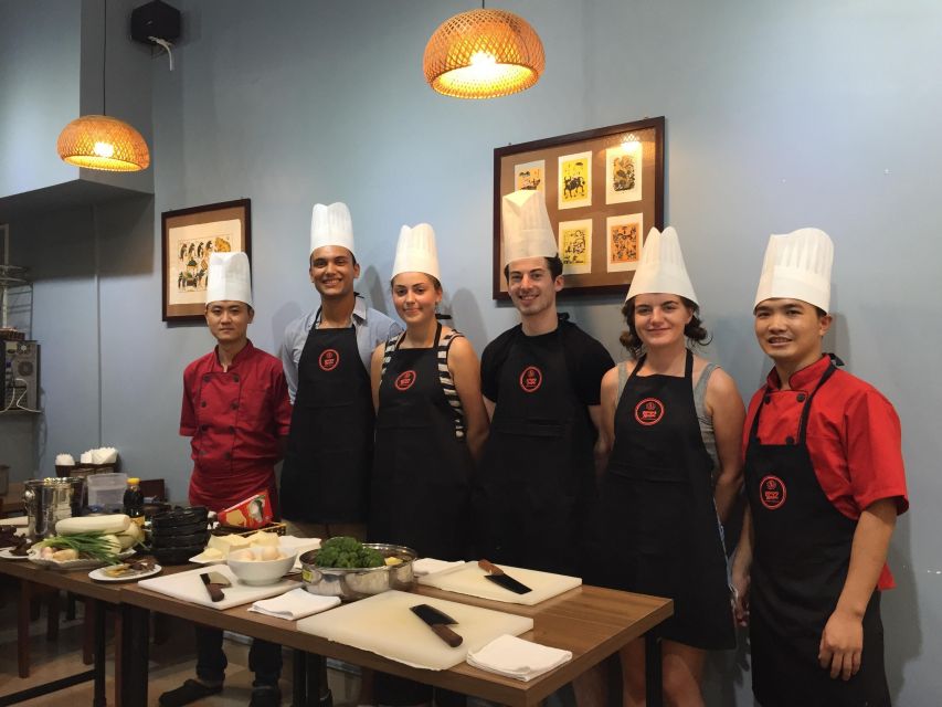 Hanoi: Old Quarter Market Tour and Cooking Class with Meal - The hosts make the difference
