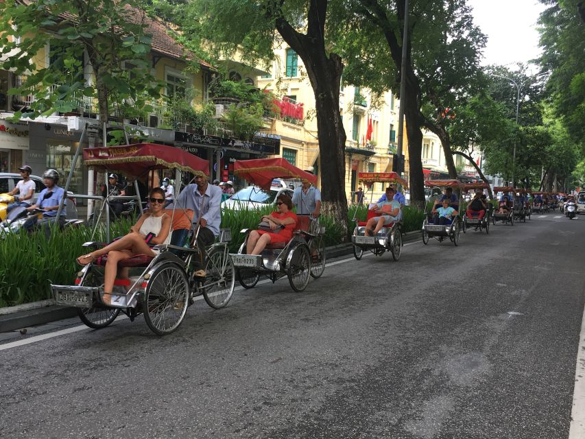 Hanoi: Old Quarter Trishaw Cyclo Tour - How much guiding will you receive?