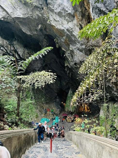 Hanoi: Perfume Pagoda Day Tour with Boat Ride & Cave Visit - The two-hour road journey south from Hanoi