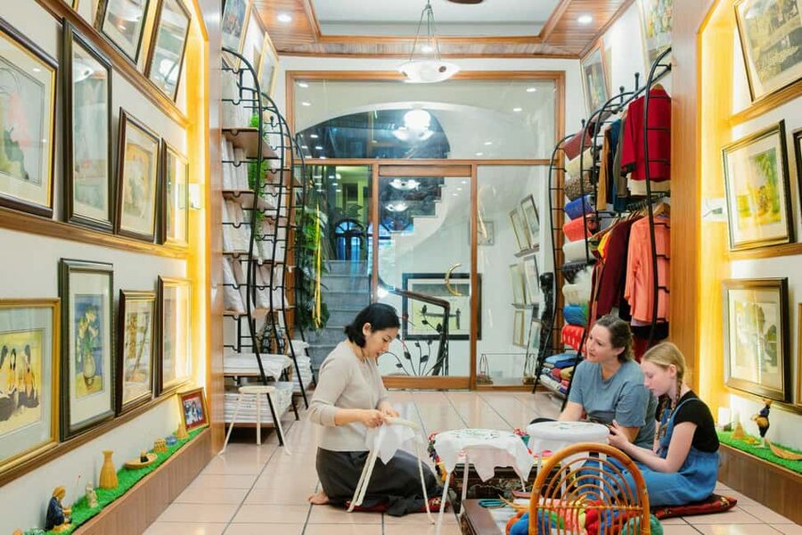 Hanoi's Heritage: Embroidery Workshop in Ancient House - How the 60 to 90 minute embroidery class works