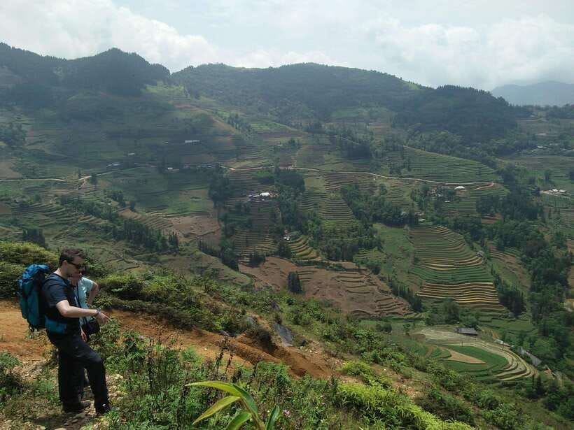 Hanoi- SaPa: 3-Day Homestay Trek to Explore Ethnic cultures - Day One: Y Linh Ho, Lao Chai, and Ta Van
