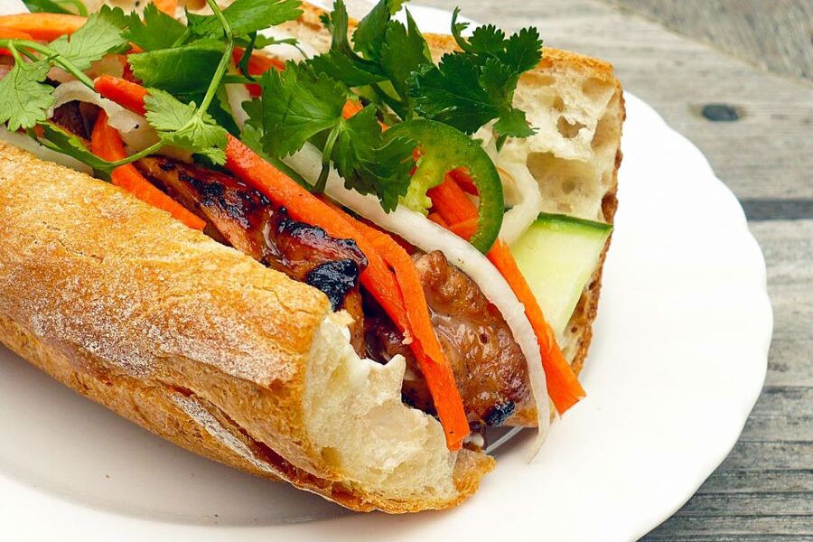 Hanoi: Small-Group Street Food Walking Tour - Why start Hanoi with a food walk