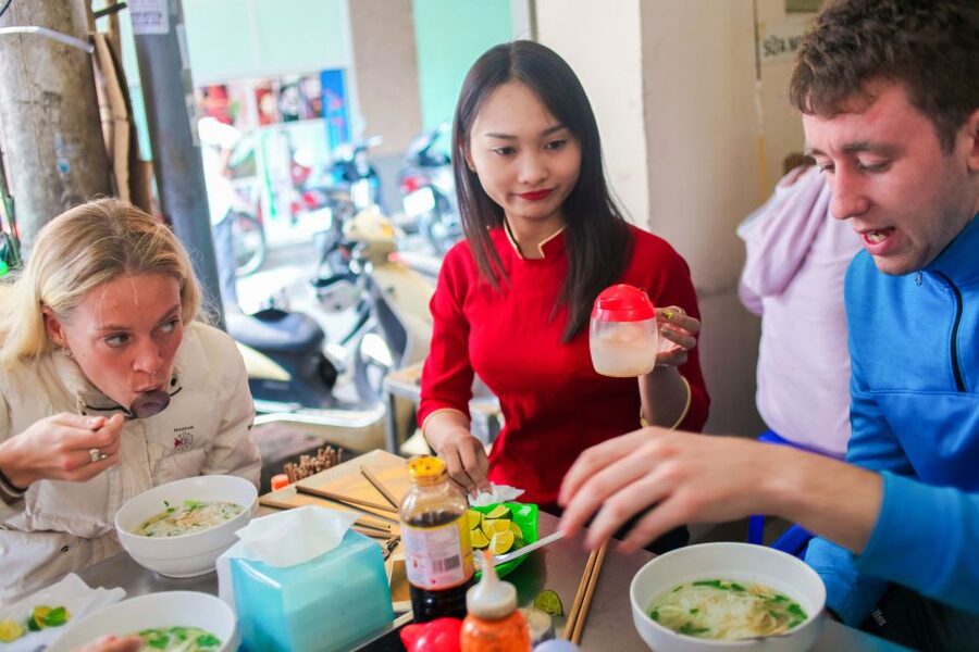 Hanoi: Small-Group Street Food Walking Tour - The guide makes the difference