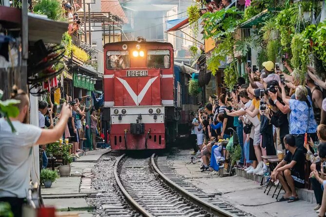 Hanoi Street Food Adventure: Train Street & Local Delights - Steamed pancakes, noodle soup, and the Old Quarter route