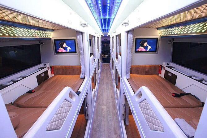 Hanoi to Sapa Bus - Private Cabin Bus - What the 22-bed cabin bus is like inside