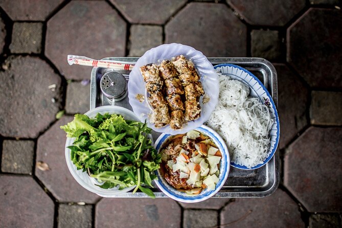 Hanoi Vegan Street Food Tour and Train Street - Starting with banh cuon near Trần Nhật Duật