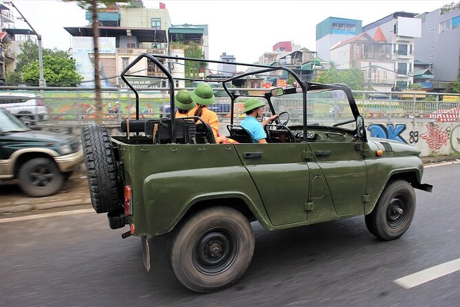 Hanoi Vespa Tours: Hanoi Countryside Vintage Vespa Tours - The final family visit in Lai Da