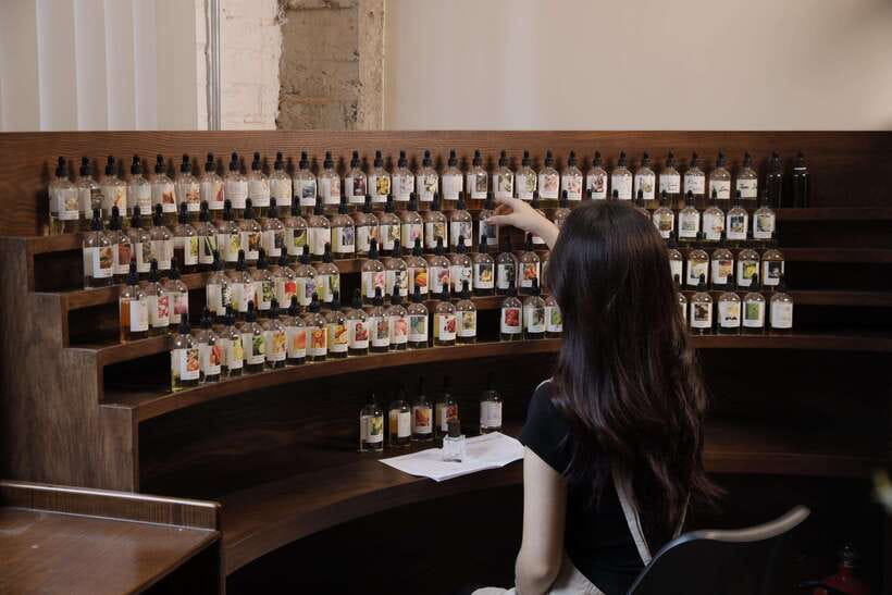 Hanoi: Vietnam Scents Perfumery Class - The studio setting and group size