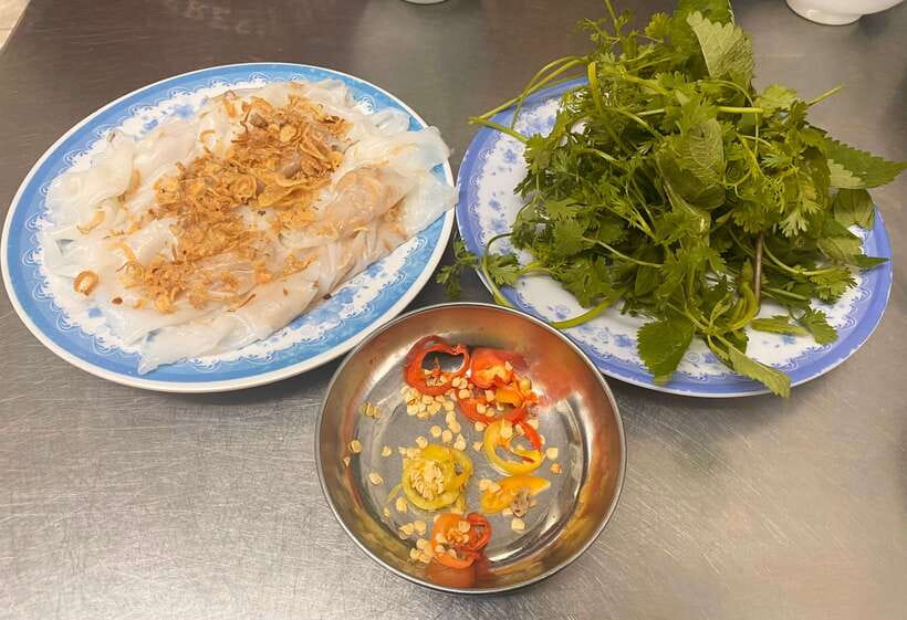 Hanoi: Vietnamese Street Food Tour with Egg Coffee - Best timing for your Hanoi visit