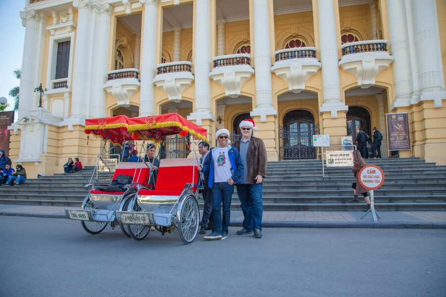 Hanoi Walking Street Food Tour & Cyclo Ride - What the $25 price gets you