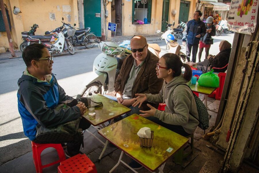 Hanoi Walking Street Food Tour & Cyclo Ride - Chè, seasonal sweets, and egg coffee