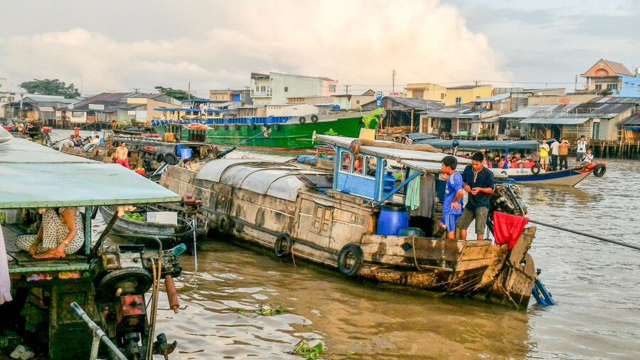 HCMC: Cai Rang Floating Market & Mekong Delta Private Tour - My Tho and the river-island cruise