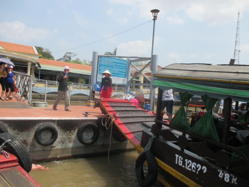 HCMC: Cai Rang Floating Market & Mekong Delta Private Tour - Lunch with vegan food available