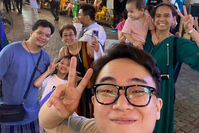 [Hi-end] Private Hanoi Street Food Tour With Real Foodie - Three hours through Hanoi’s Old Quarter