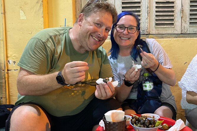 [Hi-end] Private Hanoi Street Food Tour With Real Foodie - Guides, flexibility, and the private advantage