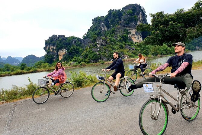 Highlight Ninh Binh Full Day Tour Tam Coc Boat, Mua Cave, Hoa Lu - Tam Coc by bamboo boat for 90 minutes