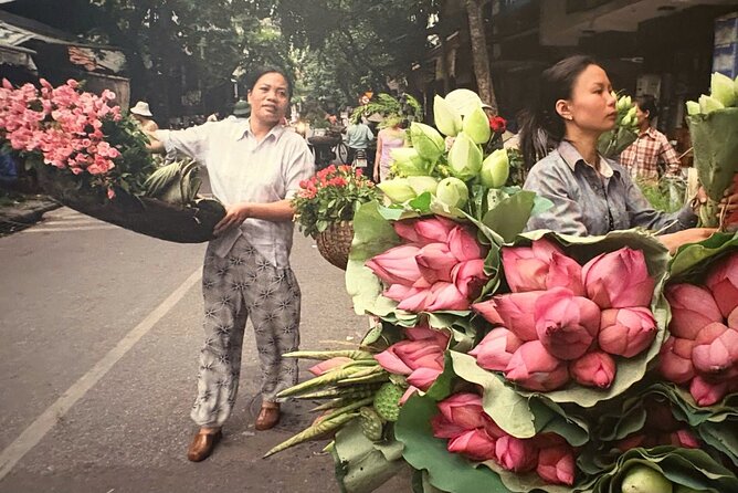 Highlights and Secrets of Hanoi Old Quarter Through Train Street - The guides and the tone of the experience