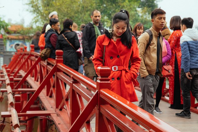 Highlights & Hidden Gems With Locals: Best of Hanoi Private Tour - Crossing toward Hoan Kiem Lake and Ngoc Son Temple